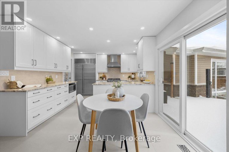 29294454/18-ivylea-street/craig-henrywoodvale/ottawa/ontario/K2G4X5_14