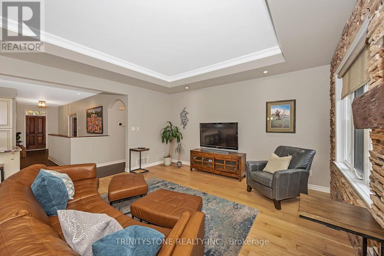 28903888/452-landswood-way/stittsville-south/ottawa/ontario/K2S0A4_16
