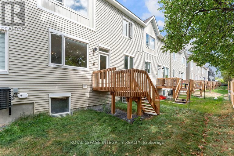 28798690/255-falsetto-street/mer-bleuebradley-estatesanderson-park/ottawa/ontario/K1W1E9_30