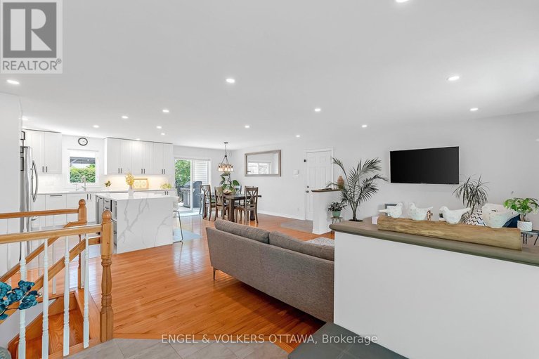28419109/6978-aldergrove-way/greely/ottawa/ontario/K4P1A3_7