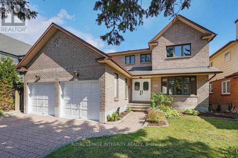 28932150/2291-courtice-avenue-e/alta-vista/ottawa/ontario/K1H7G7_1