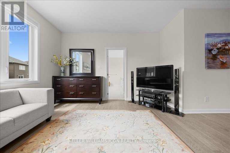 29577044/352-cloyne-crescent/half-moon-bay/ottawa/ontario/K2J6W4_26