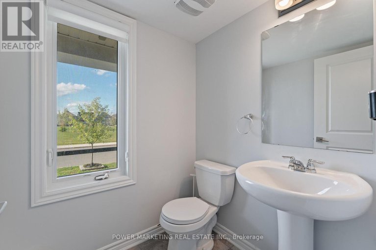 28856954/815-henslows-circle/avalon-west/ottawa/ontario/K4A5H6_12