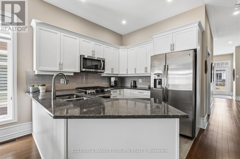 29658105/213-oxford-street-w/kemptville/north-grenville/ontario/K0G1J0_7