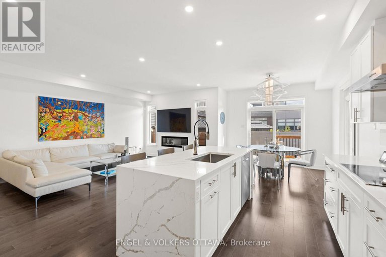 29090906/1047-hydrangea-avenue/riverside-southgloucester-glen/ottawa/ontario/K4M0L5_13