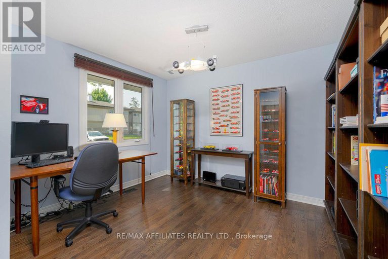 28488846/34-105-weeping-willow-lane/beaverbrook/ottawa/ontario/K2K1E6_6