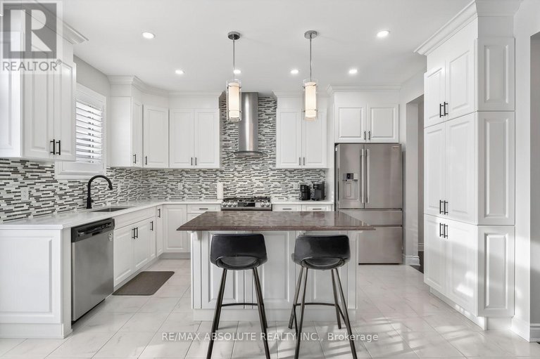 29303301/1008-manege-street/stittsville-south/ottawa/ontario/K2S0Y7_11