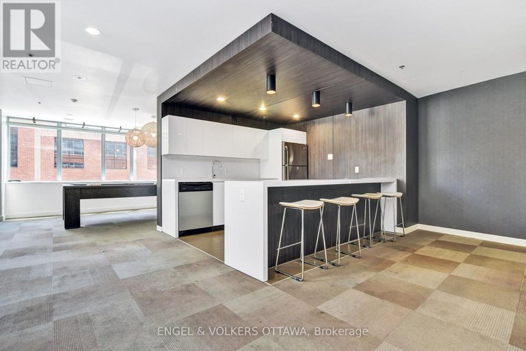 28414766/516-360-mcleod-street/ottawa-centre/ottawa/ontario/K2P1A9_29