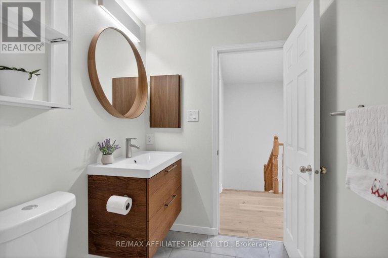 29163321/137-lilibet-crescent/ellwood/ottawa/ontario/K1V2A1_31