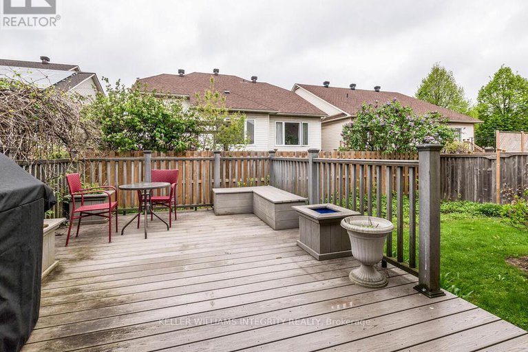 28320783/223-willow-creek-circle/strandherd/ottawa/ontario/K2G7B1_31