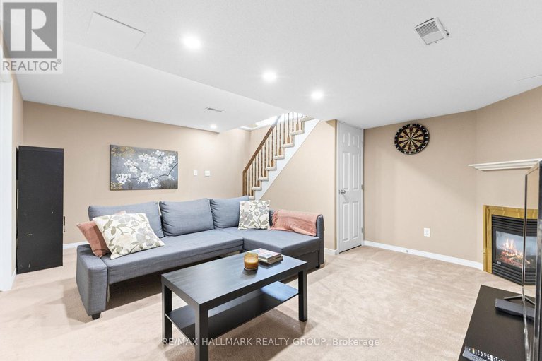 29392389/404-wisteria-crescent/riverside-south/ottawa/ontario/K1V0P1_36