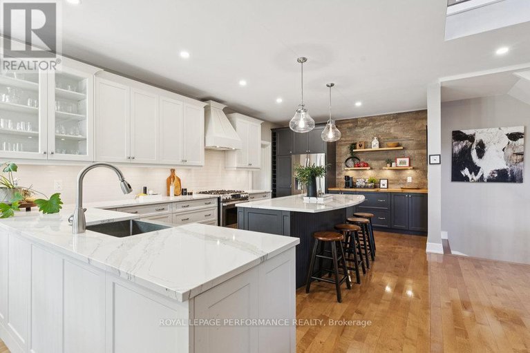 29049198/5-melva-avenue/blossom-parkkemp-parkfindlay-creek/ottawa/ontario/K1T3W9_7