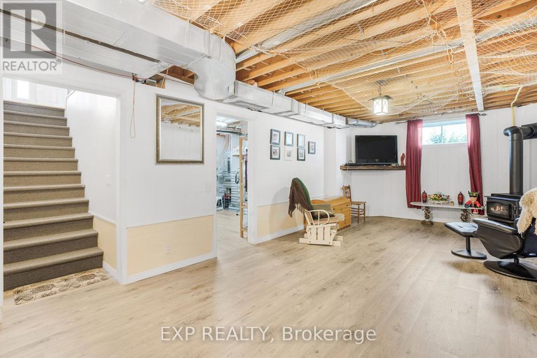 28701255/506-pago-road/clarencerockland-twp/clarence-rockland/ontario/K4K1K7_16
