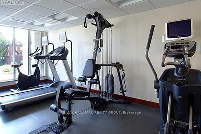 29009462/2201-242-rideau-street/sandy-hill/ottawa/ontario/K1N0B7_20
