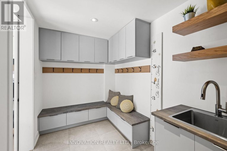 29436739/195-charlies-lane/carp/ottawa/ontario/K0A1L0_39