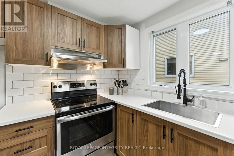 28843090/7900-decarie-drive/orleans-wood/ottawa/ontario/K1C2K3_10