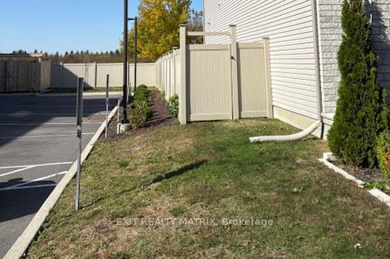 28972712/275-belfort-street-s/embrun/russell/ontario/K0A1W0_22