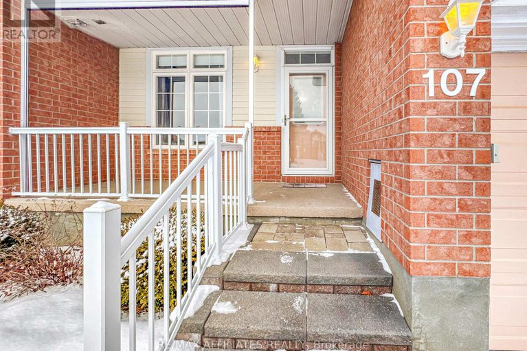 29175638/107-sable-run-drive/stittsville-central/ottawa/ontario/K2S1W7_5