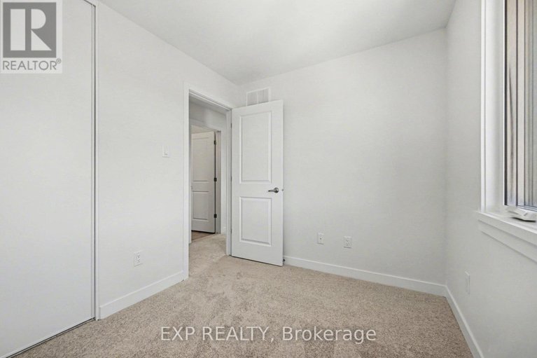 29531989/1200-cope-drive/stittsville-south/ottawa/ontario/K2S3C4_13