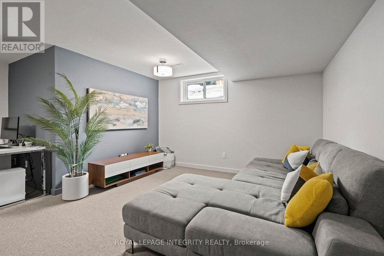 29460827/110-larimar-circle/riverside-southgloucester-glen/ottawa/ontario/K1X0B6_28