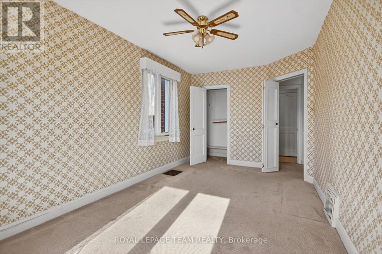 29596243/591-churchill-avenue-n/westborohampton-park/ottawa/ontario/K1Z5E6_26