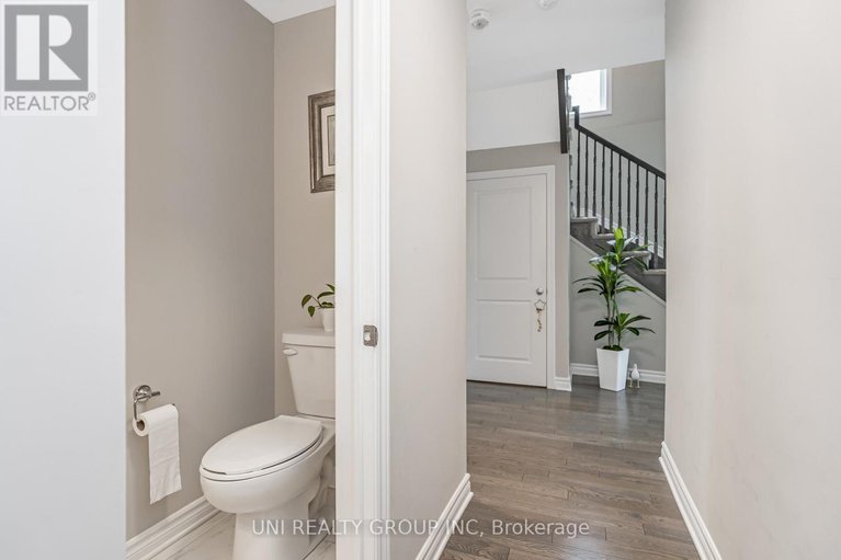 28595256/25-clonfadda-terrace/half-moon-bay/ottawa/ontario/K2J6E7_9
