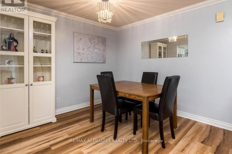 28629180/6-eagleview-street/emerald-meadowstrailwest/ottawa/ontario/K2M2R2_9