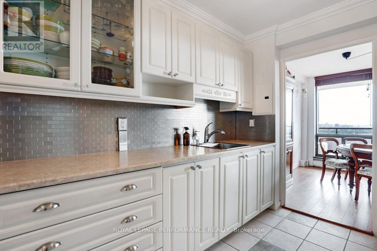 28478627/2302-505-st-laurent-boulevard/viscount-alexander-park/ottawa/ontario/K1K3X4_19