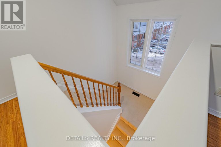 29184001/20-376-wiffen-private/westcliffe-estates/ottawa/ontario/K2H1G4_28