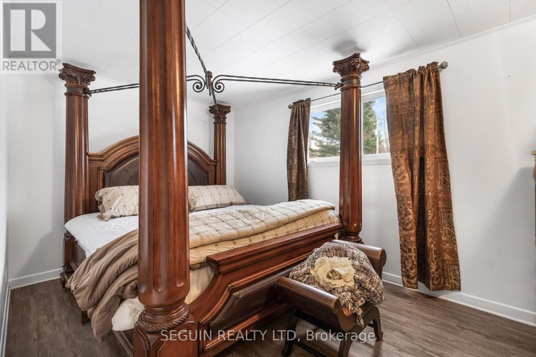 29159848/516-front-road/lorignal/champlain/ontario/K6A2T4_17