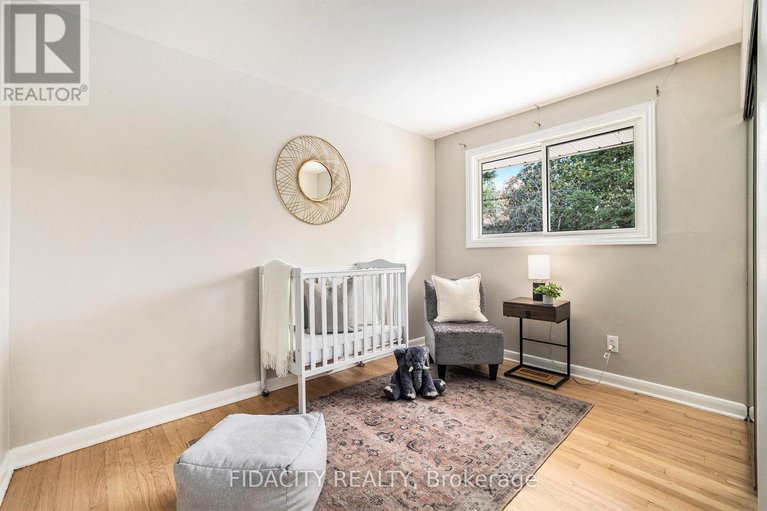 28998327/42-stinson-avenue/lynwood-village/ottawa/ontario/K2H6N4_21