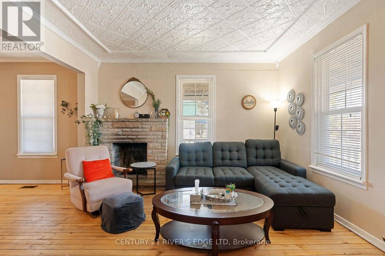 28657230/453-may-street/winchester/north-dundas/ontario/K0C2K0_4