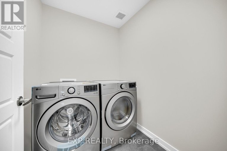 29592415/535-filly-terrace/richmond/ottawa/ontario/K0A2Z0_35