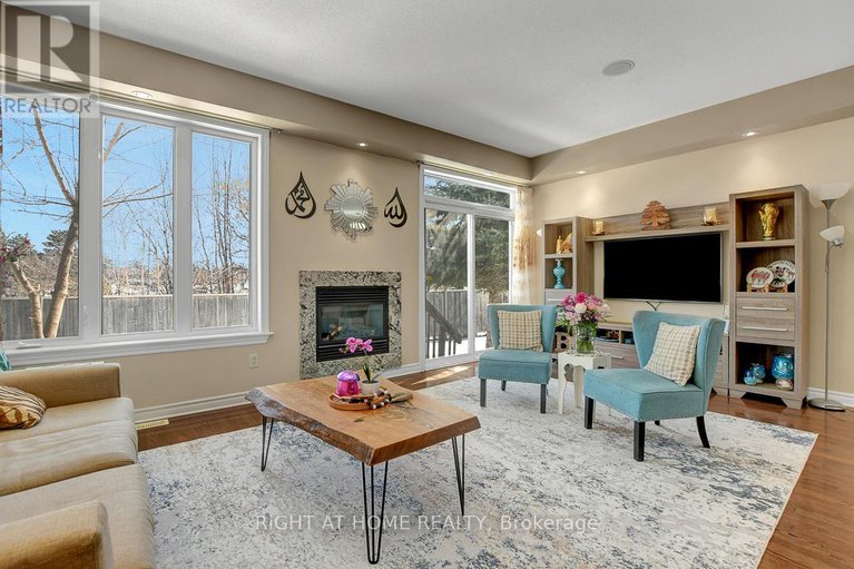 28116304/554-barrick-hill-road/emerald-meadowstrailwest/ottawa/ontario/K2M0B4_6