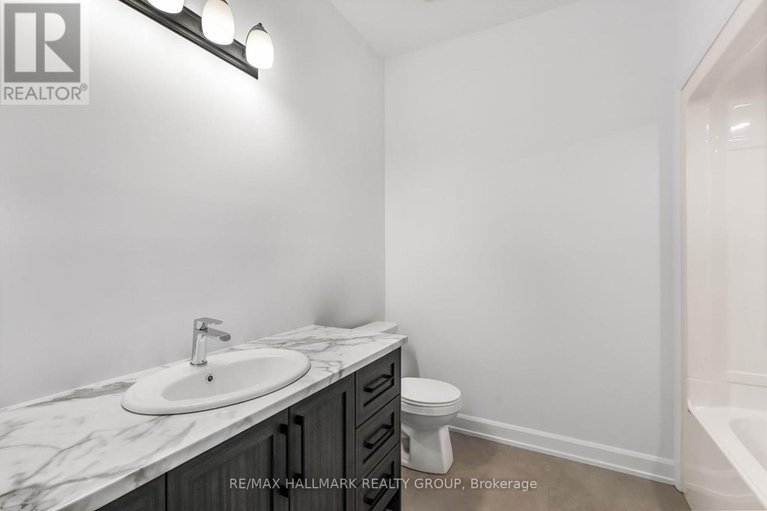 29430144/324-zakari-street/casselman/casselman/ontario/K0A1M0_17