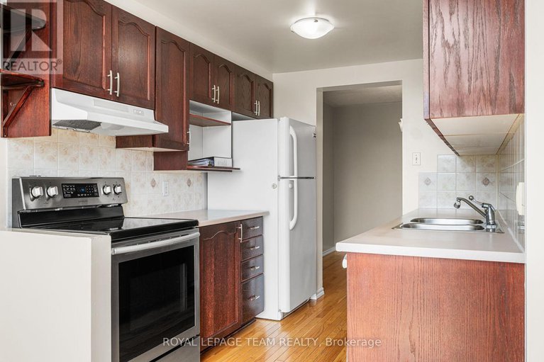 28624237/544-renaissance-drive/avalon-east/ottawa/ontario/K4A4E8_14