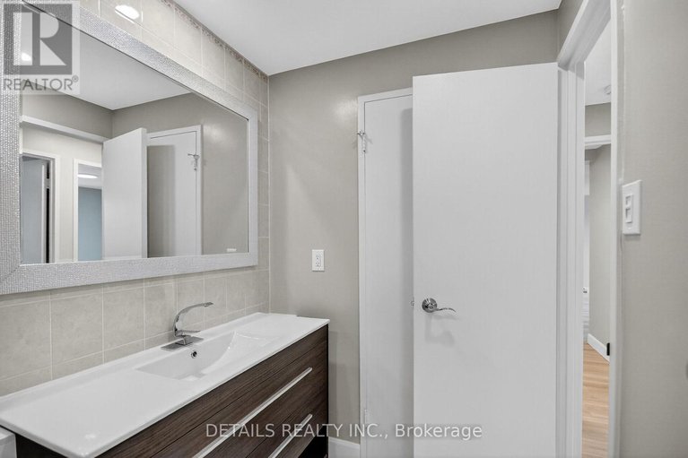 29092308/202-3100-carling-avenue/bayshore/ottawa/ontario/K2B6J6_15