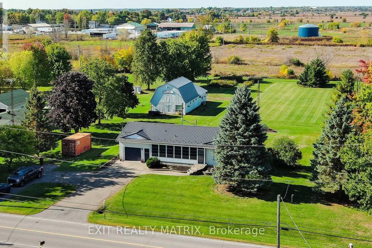 29119541/12187-county-road-3-road/winchester/north-dundas/ontario/K0C2K0_1