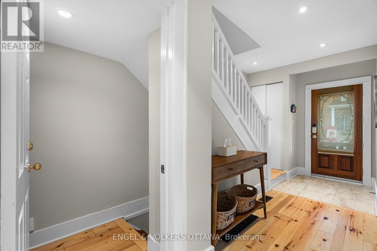 28594730/5-raleigh-street/old-ottawa-south/ottawa/ontario/K1S3C3_28