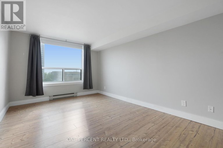 28456038/610-215-parkdale-avenue/mechanicsville/ottawa/ontario/K1Y4T8_29