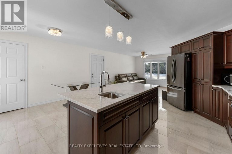 29310860/1991-finch-winchester-boundary-road/north-stormont-finch-twp/north-stormont/ontario/K0C1H0_13