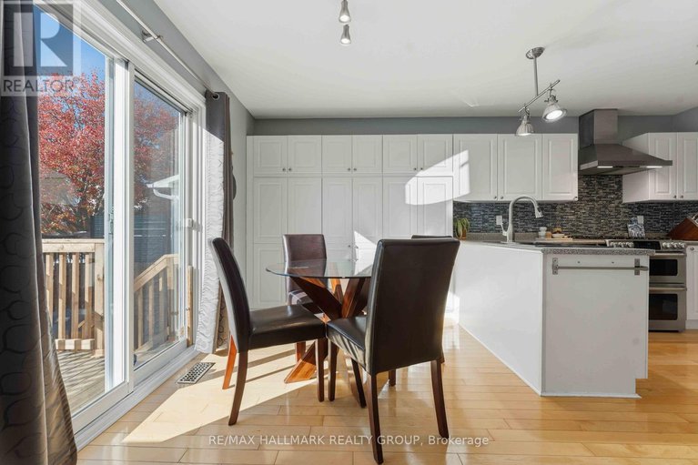 29047250/661-arc-en-ciel-street/fallingbrookgardenway-south/ottawa/ontario/K4A3H8_12