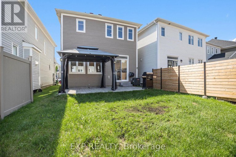 28527433/63-pelham-crescent/goulbourn-twp-from-franktown-rdsouth-to-rideau/ottawa/ontario/K0A2Z0_28