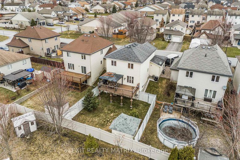 28188636/569-emerald-street/town-of-rockland/clarence-rockland/ontario/K4K0B9_27