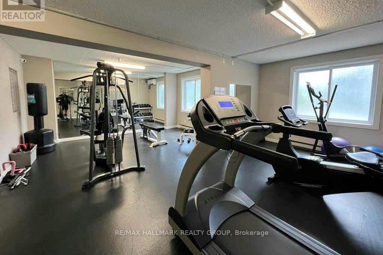 29160165/316-225-alvin-road/manor-park/ottawa/ontario/K1K4H6_15