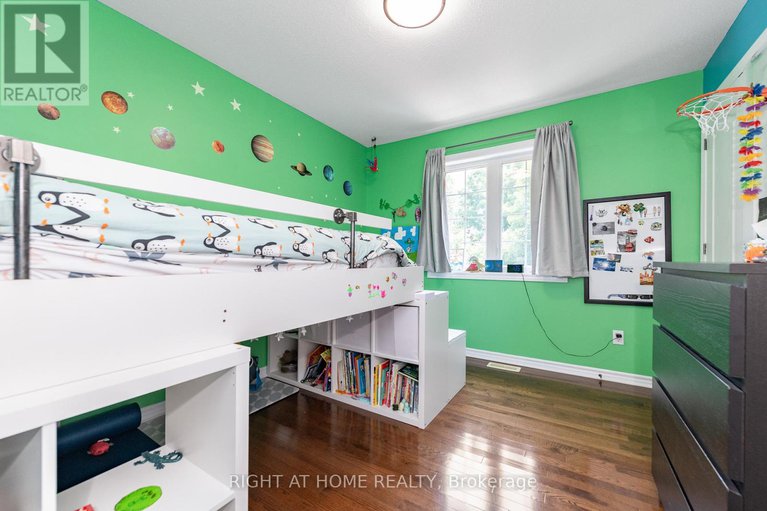 29369214/48-station-trail/village-of-russell/russell/ontario/K4R0A3_32