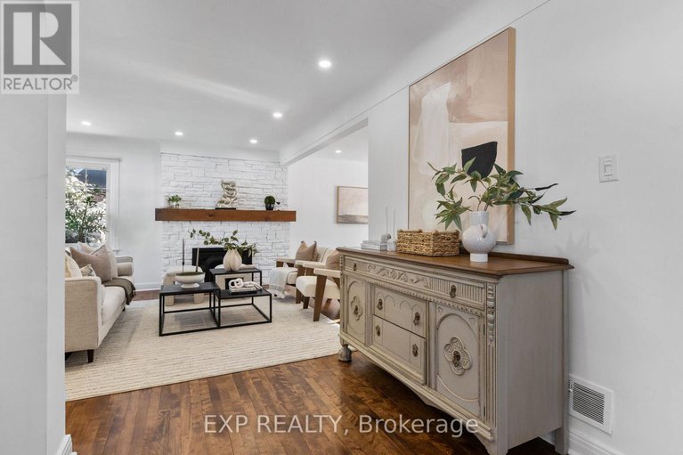 29269814/576-donald-street/overbrookcastle-heights/ottawa/ontario/K1K1L6_3