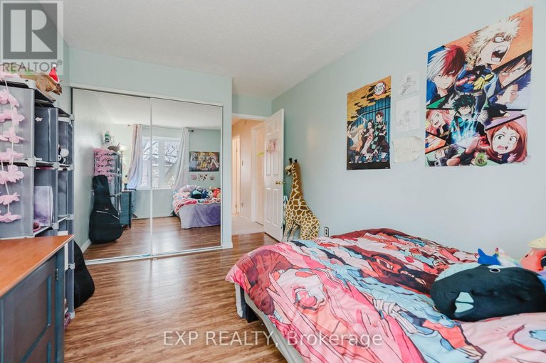 29647556/378-valade-crescent/fallingbrookpineridge/ottawa/ontario/K4A2V8_31