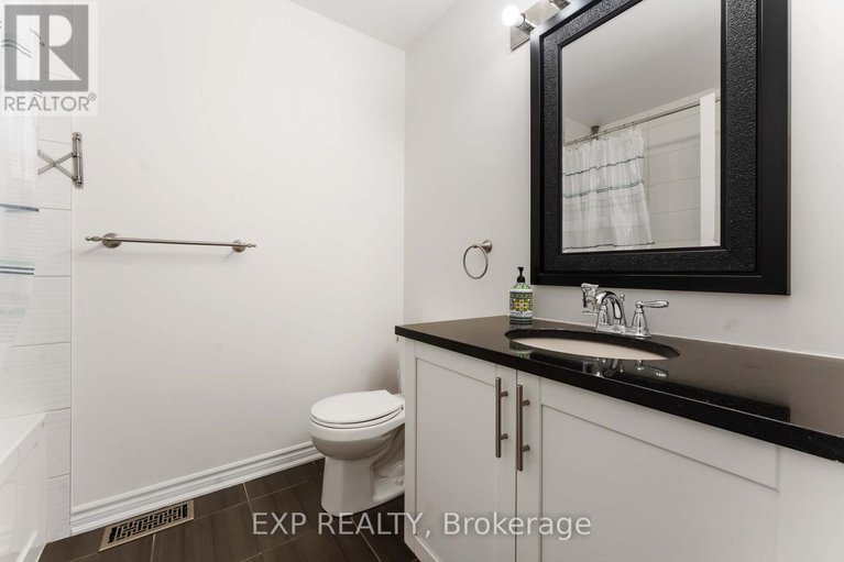28403704/226-par-la-ville-circle/stittsville-north/ottawa/ontario/K2S0T6_30
