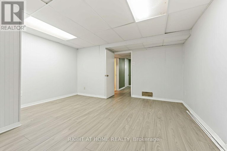 29135587/21-ventnor-way/pheasant-run/ottawa/ontario/K2J1M2_25